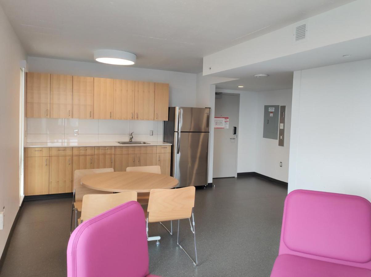 Toronto Metropolitan University-Daphne Cockwell Complex Residence Zewnętrze zdjęcie