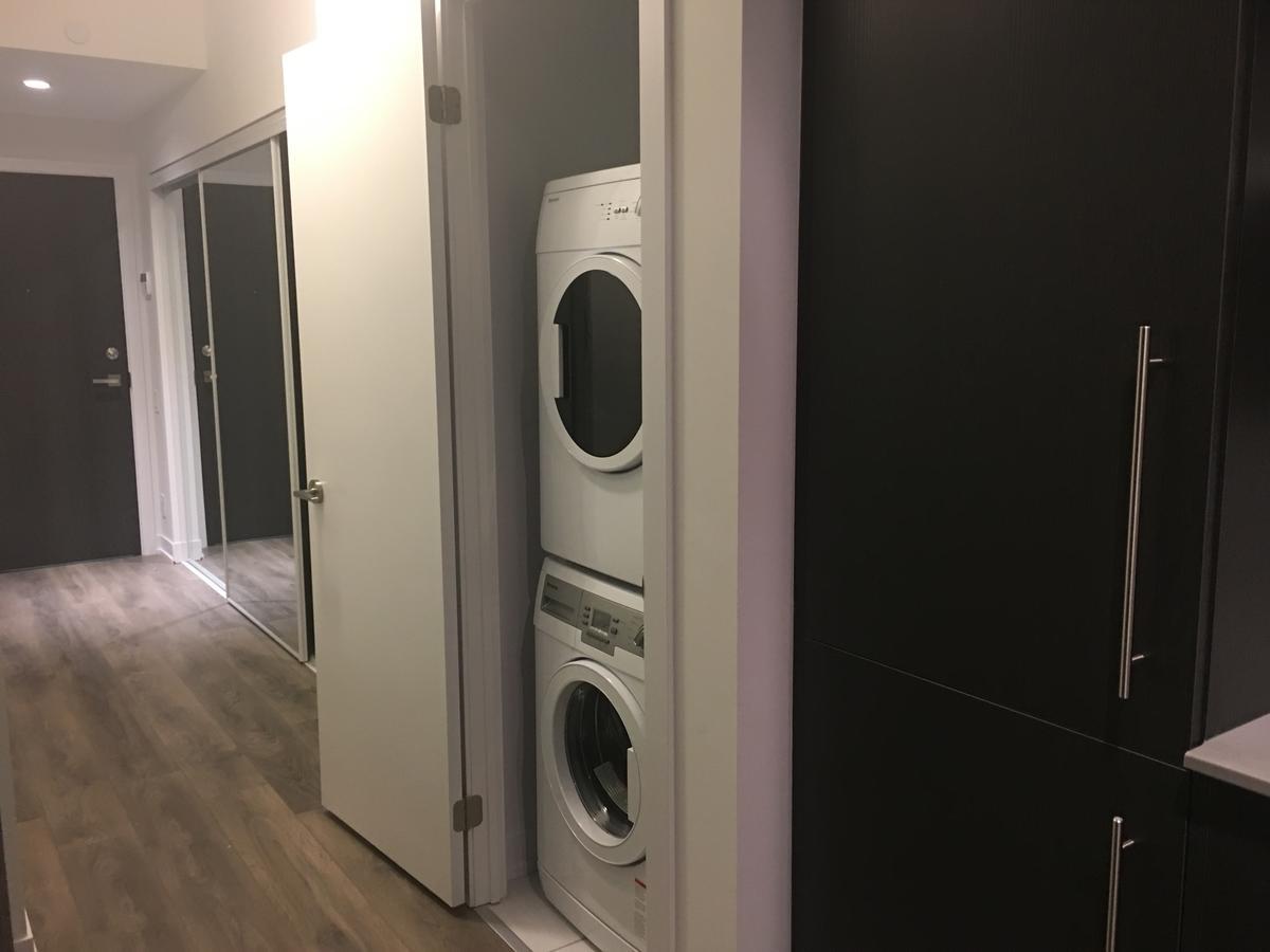 Toronto Metropolitan University-Daphne Cockwell Complex Residence Zewnętrze zdjęcie