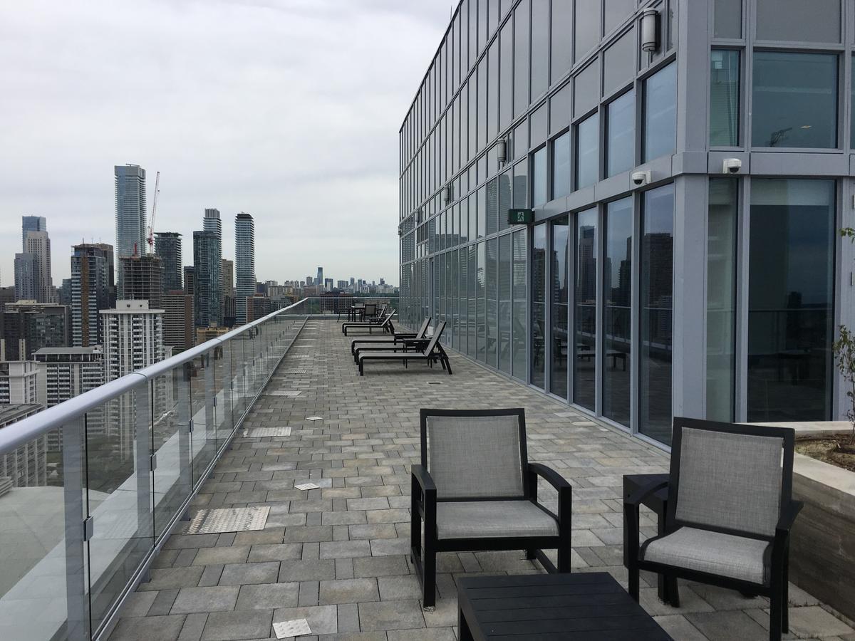 Toronto Metropolitan University-Daphne Cockwell Complex Residence Zewnętrze zdjęcie
