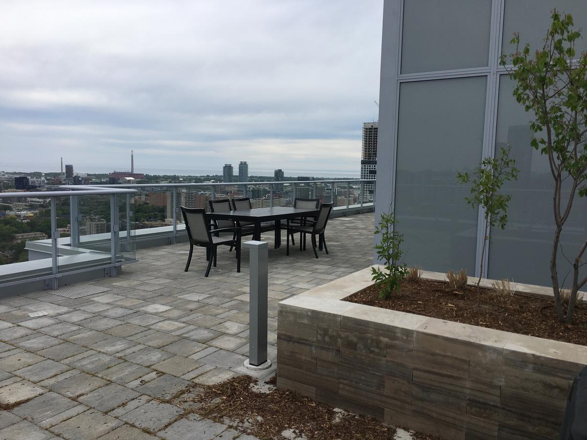 Toronto Metropolitan University-Daphne Cockwell Complex Residence Zewnętrze zdjęcie